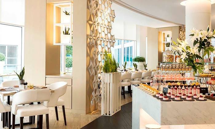 Brunch with Free-Flowing Drinks for Up to Four at Cafe Palmier at Le Royal Meridien Abu Dhabi (Up to 69% Off)